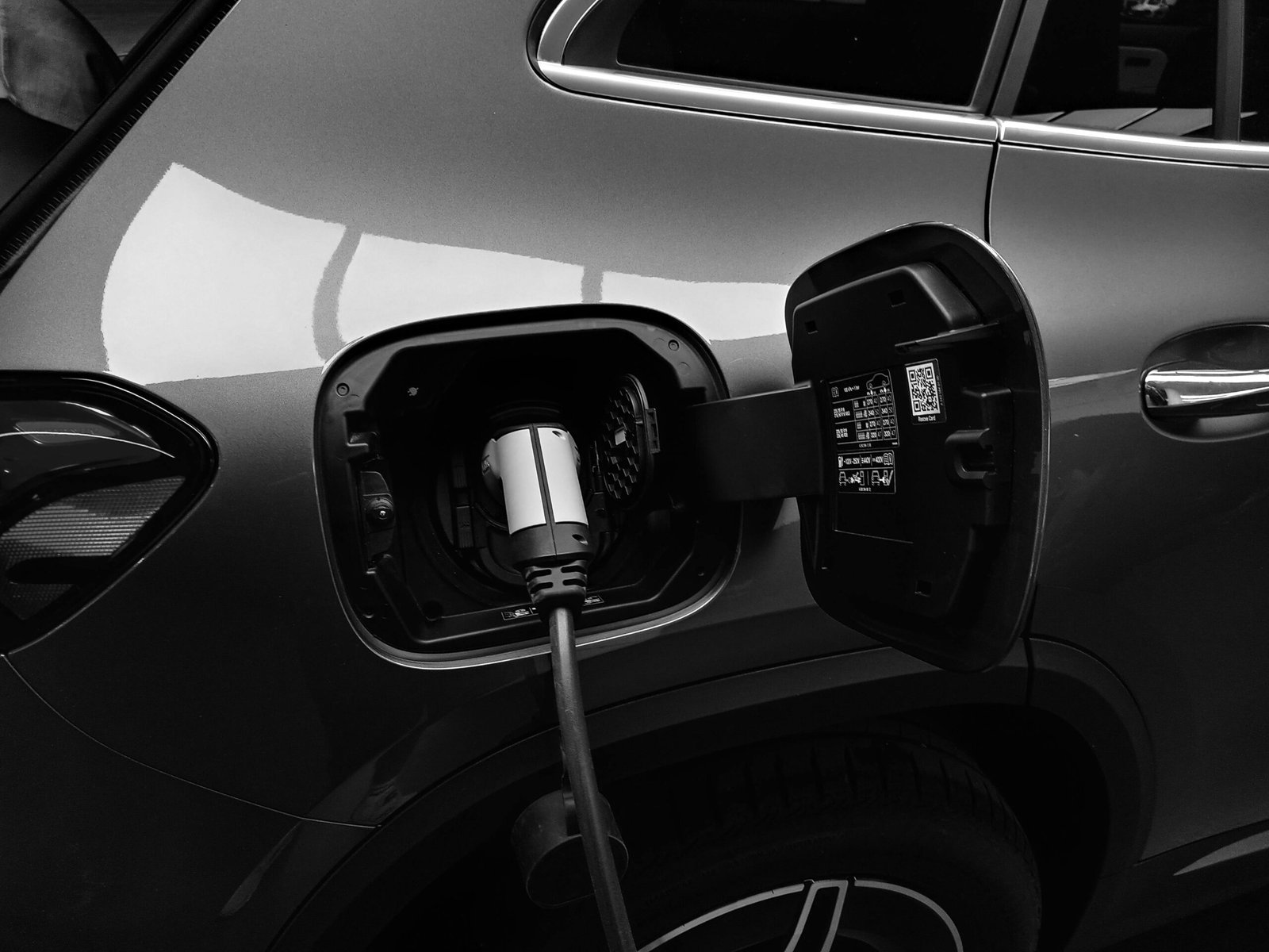 Everything to Know About Using a 3 Pin EV Charger
